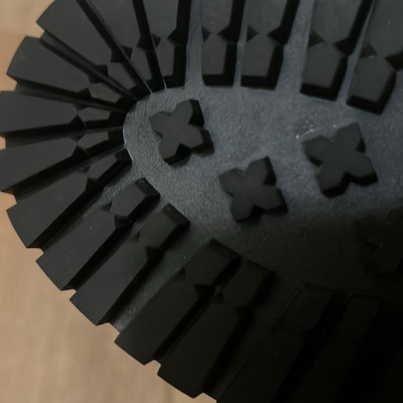 Michael Michael Kors Round Toe Block-Heel Loafers size 6.5M - Picture 9 of 17